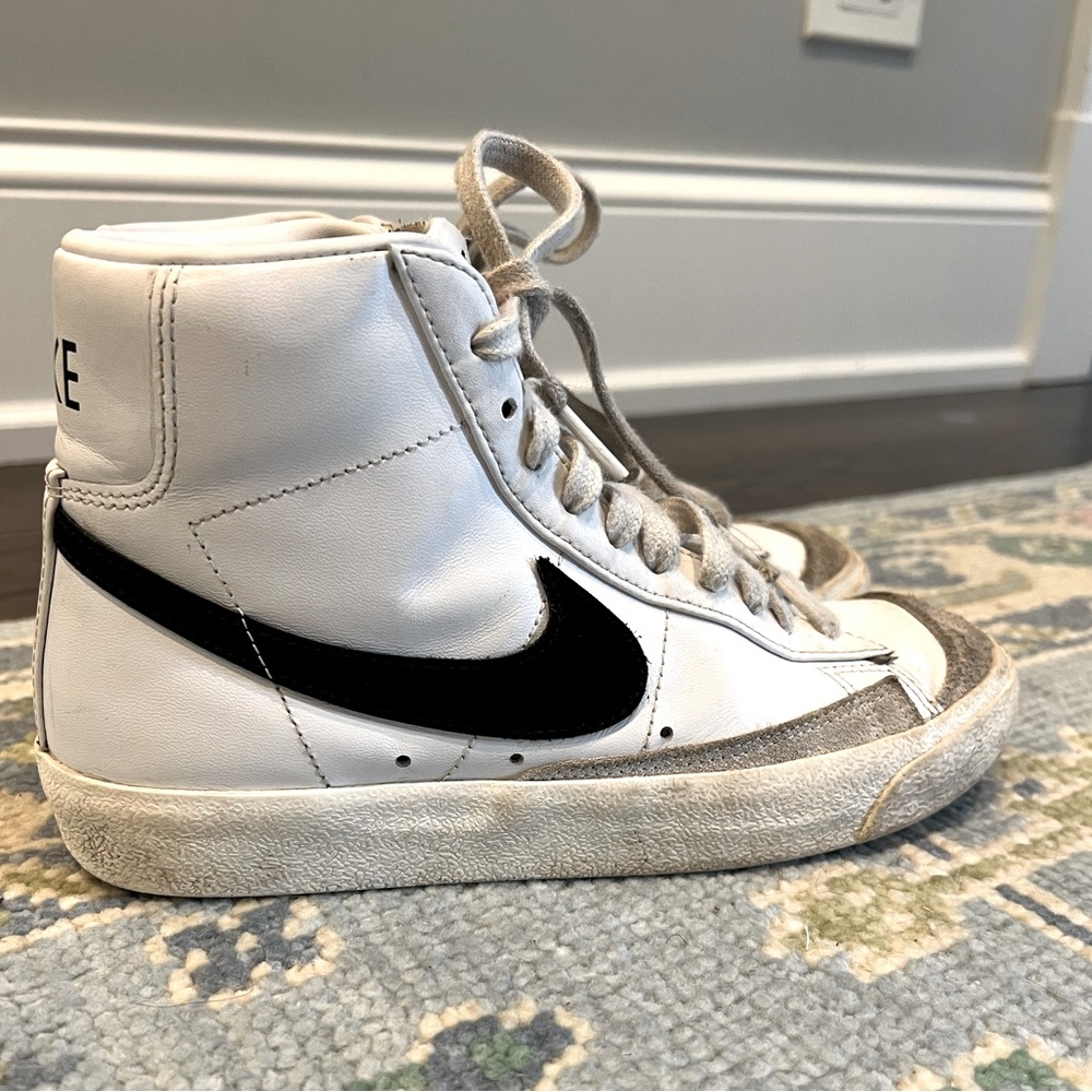 NIKE Blazers